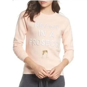 Bow & Drape ready in a Prosecco sweatshirt sz M